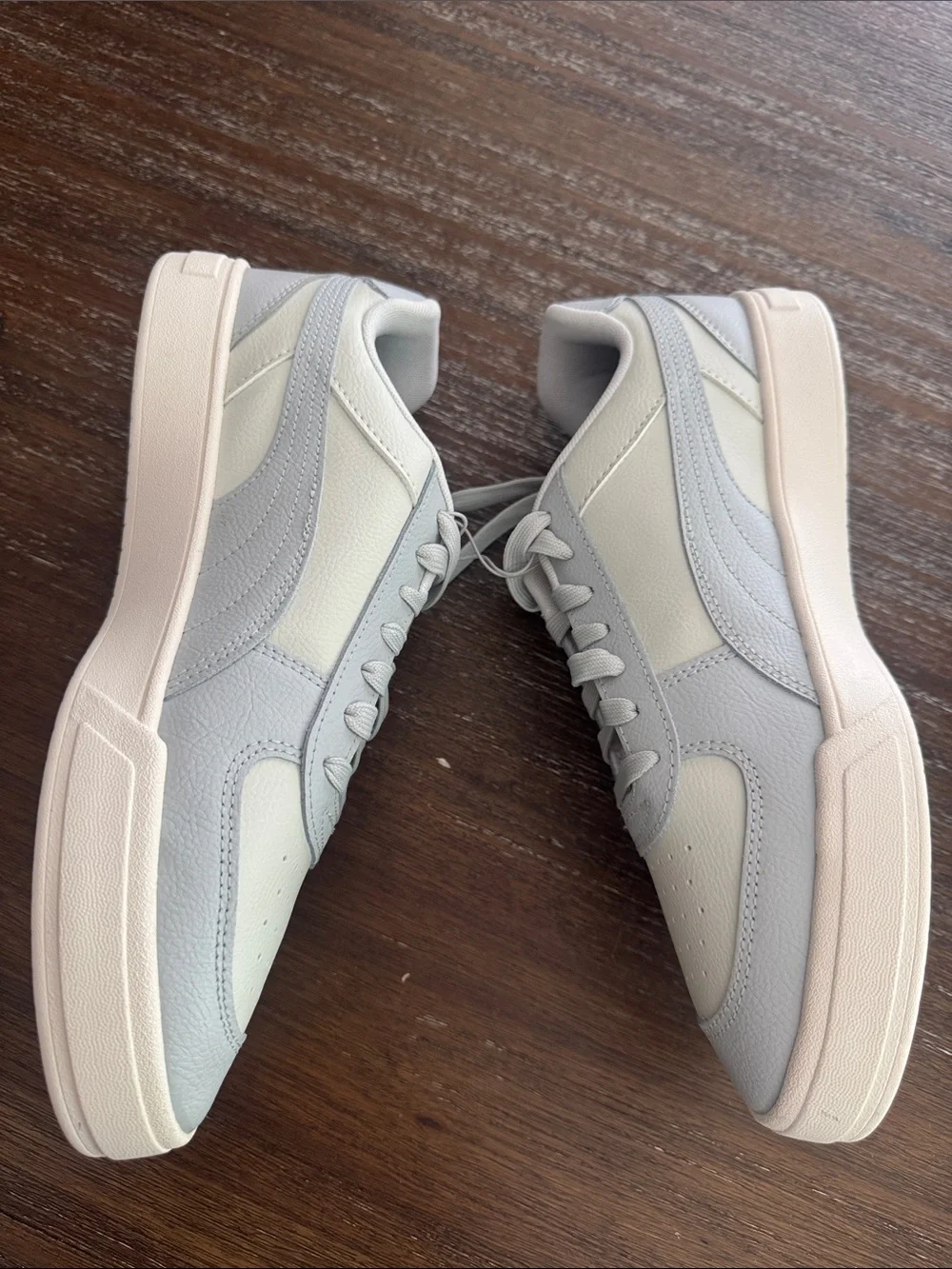 Puma Men’s Low-Top Carter Leather sneakers Size 9.5